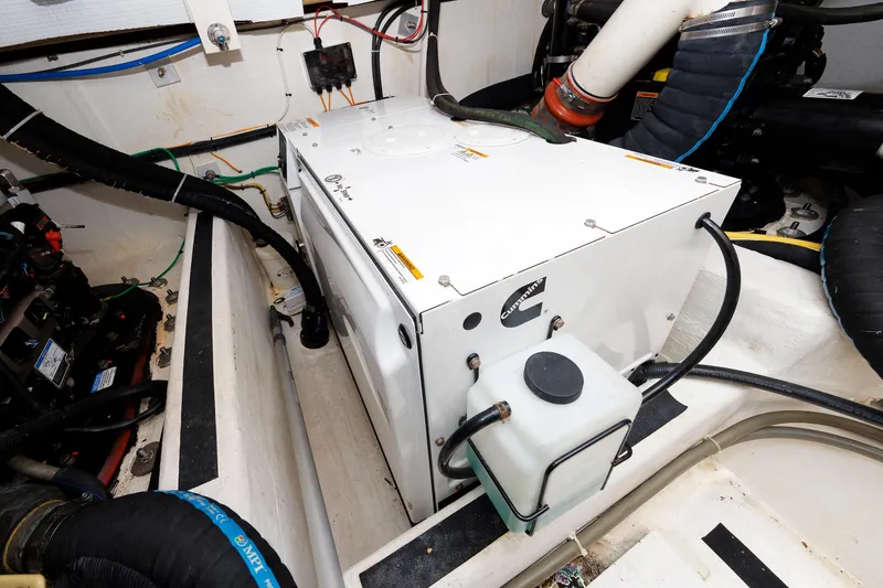 Slide: The Image of Engine Room - Generator - 40