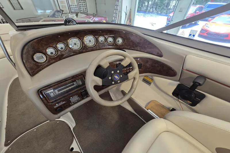 Slide: The Image of Four Winns 210 Horizon 2002 - 14