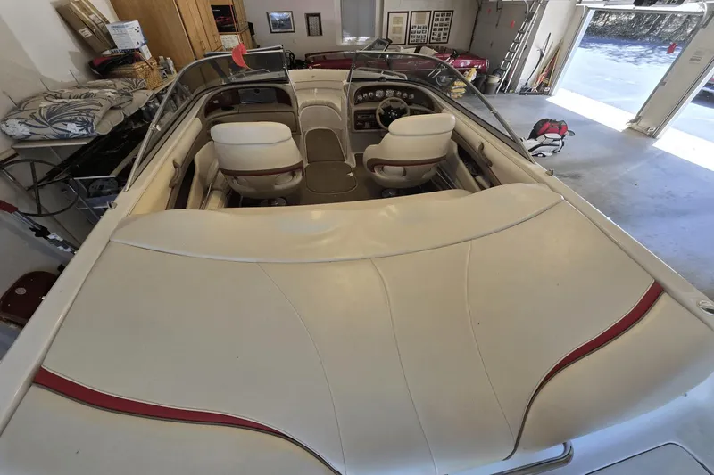 Slide: The Image of Four Winns 210 Horizon 2002 - 20