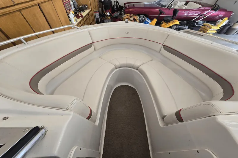 Slide: The Image of Four Winns 210 Horizon 2002 - 5