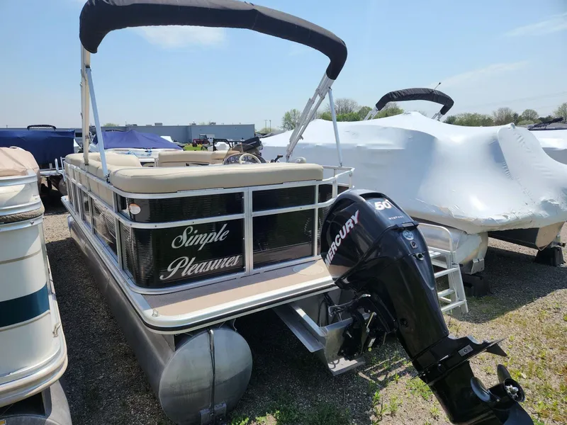 Slide: The Image of 2011 Harris FloteBote 200 Cruiser CX pontoon boat with Mercury 50 outboard motor. - 4
