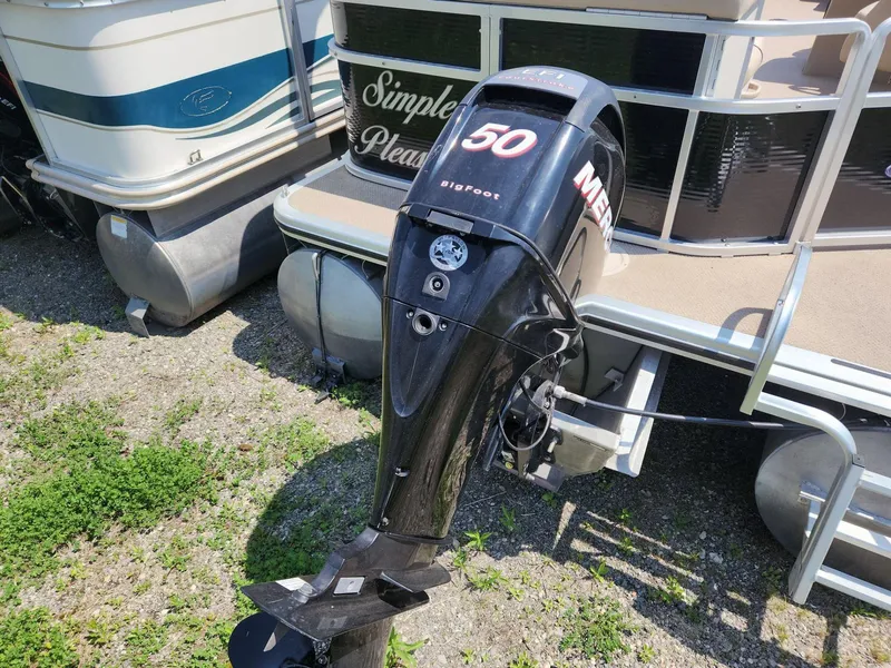 Slide: The Image of 2011 Harris FloteBote 200 Cruiser CX with Mercury 50 BigFoot outboard motor. - 5