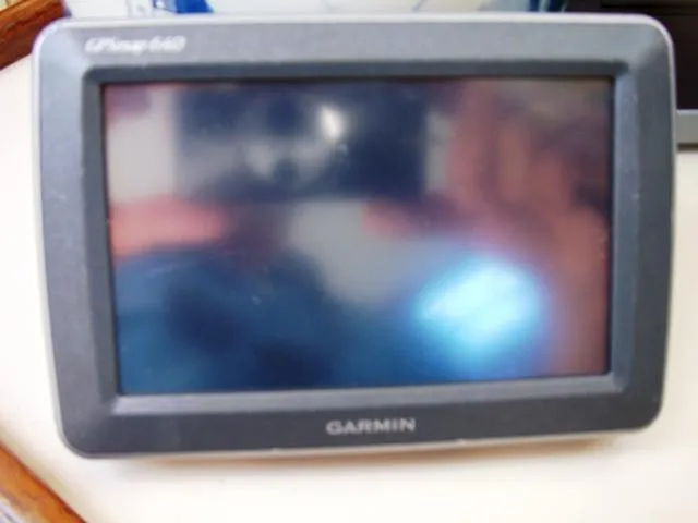 Slide: The Image of Garmin 640 GPS Display - 100