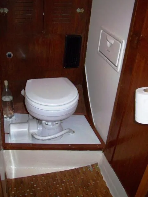 Slide: The Image of Head_Electric Toilet & Hot & Cold Shower - 66