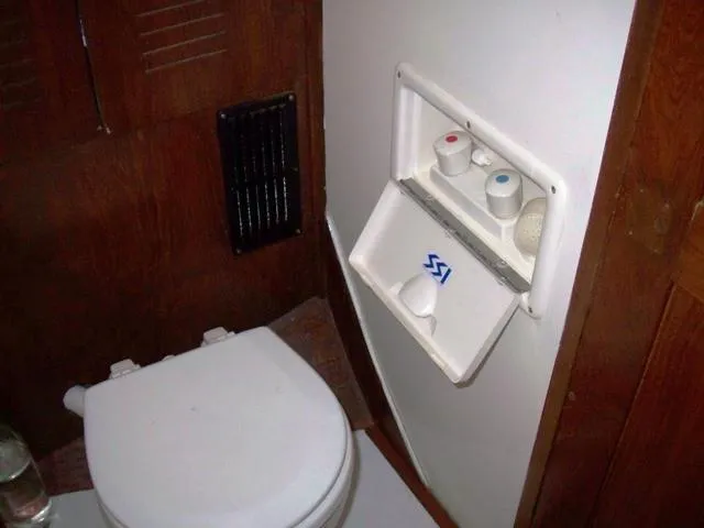 Slide: The Image of Head H/C Shower - 67