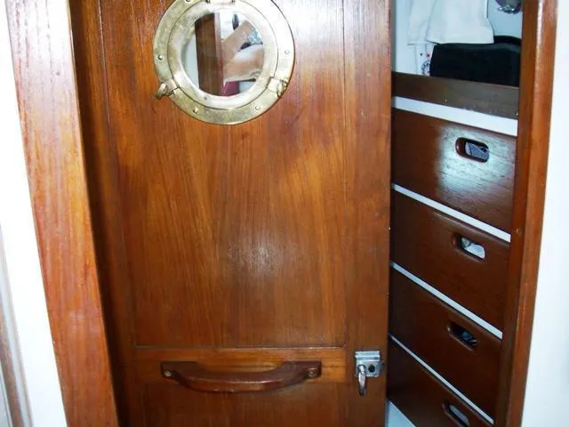 Slide: The Image of V-Berth Door & Drawers - 69