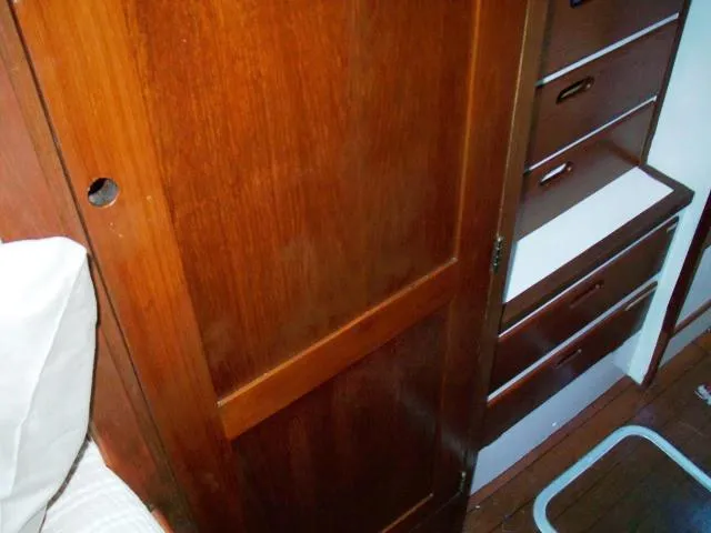 Slide: The Image of V-Berth Cabinetry_Stbd - 79