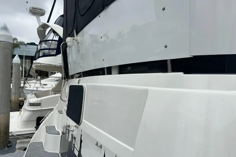 Slide: The Image of Cruisers Yachts 3650 Aft Cabin 1995 - 88