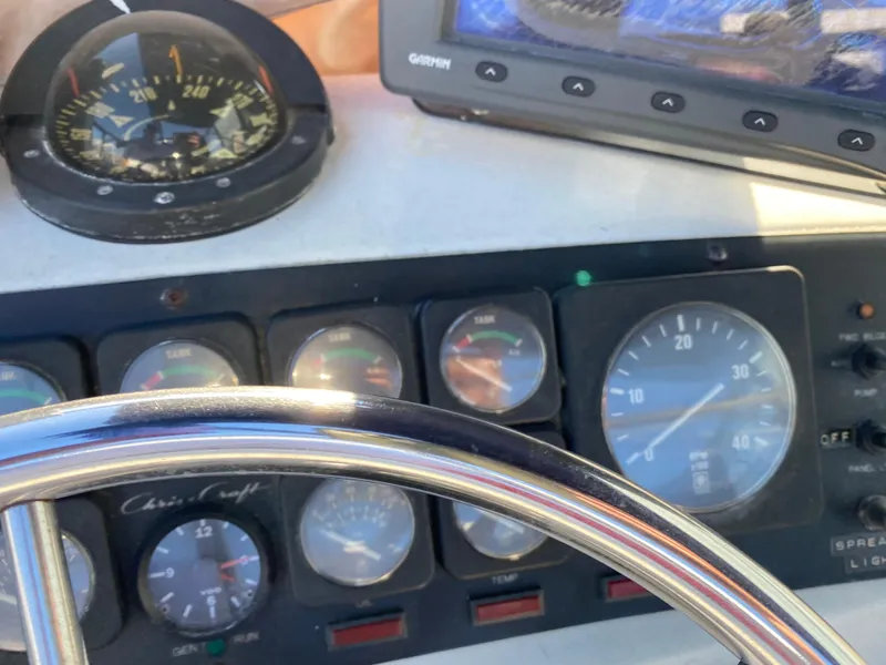 Slide: The Image of Chris-Craft 427 Catalina 1989 - 101