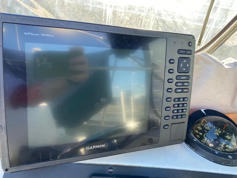 Slide: The Image of Chris-Craft 427 Catalina 1989 - 104