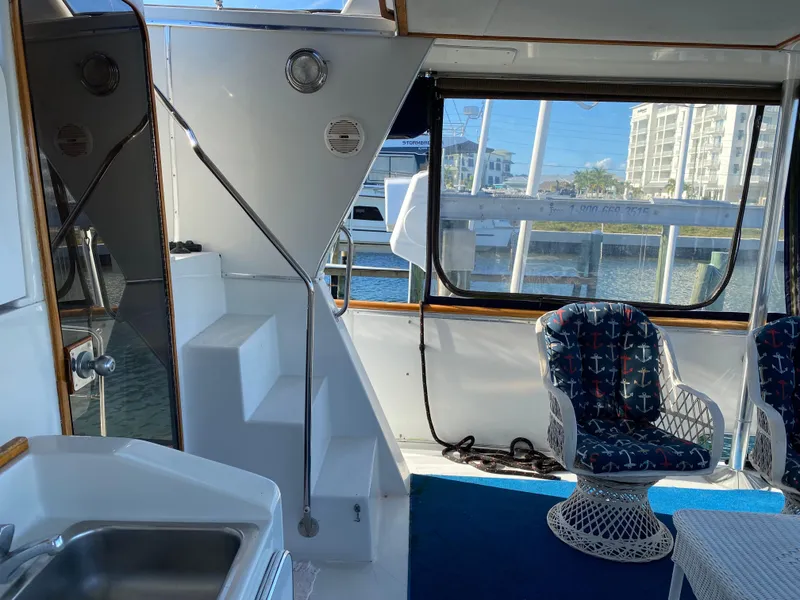 Slide: The Image of Chris-Craft 427 Catalina 1989 - 18