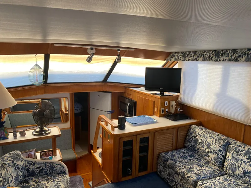 Slide: The Image of Chris-Craft 427 Catalina 1989 - 31