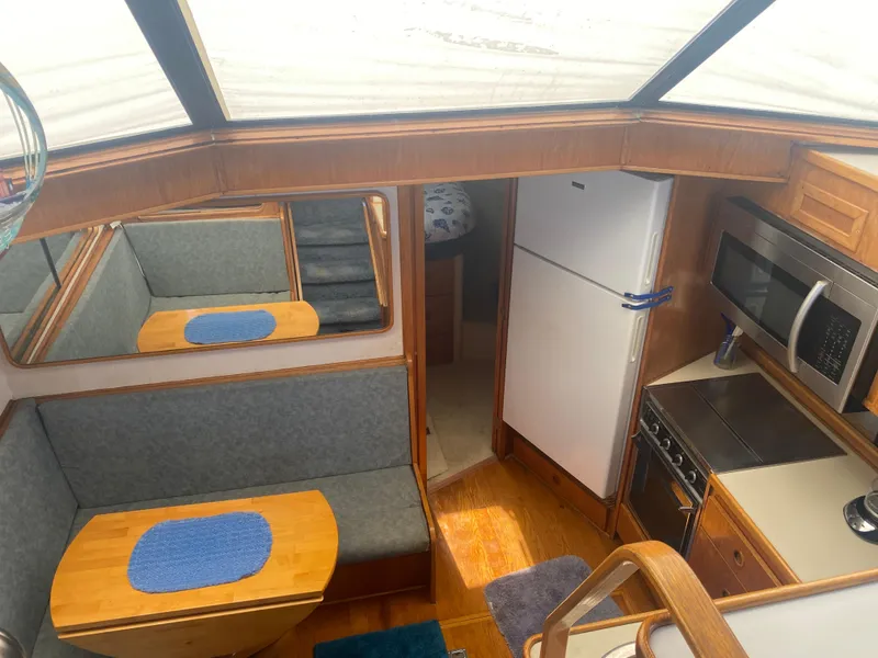 Slide: The Image of Chris-Craft 427 Catalina 1989 - 54