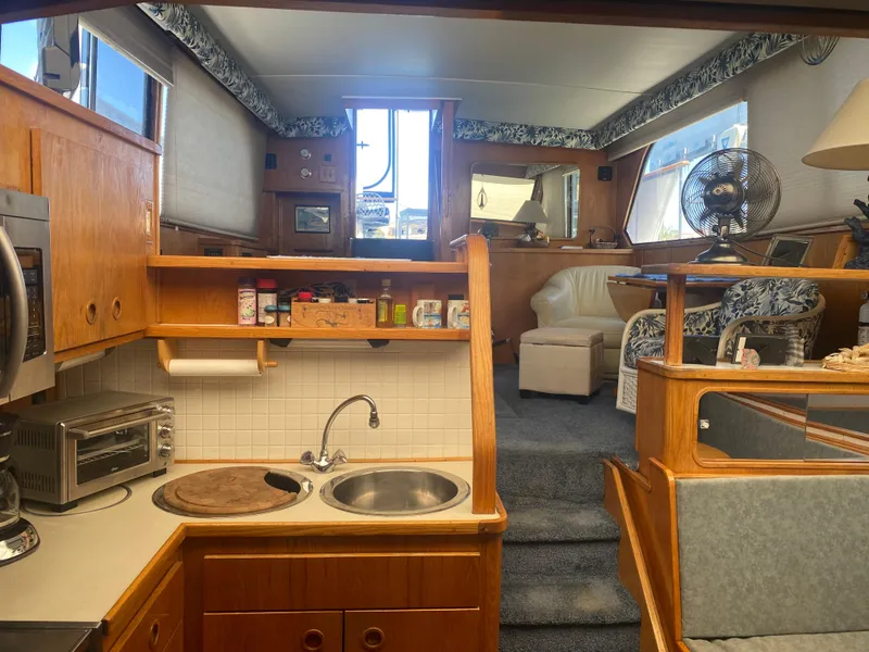 Slide: The Image of Chris-Craft 427 Catalina 1989 - 61