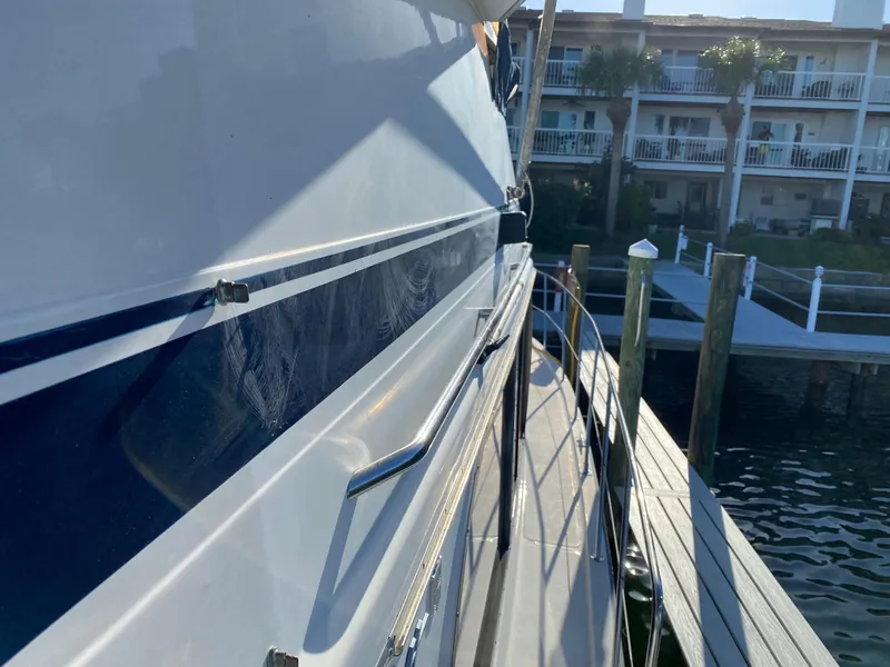 Slide: The Image of Chris-Craft 427 Catalina 1989 - 74