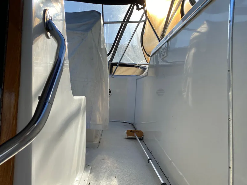 Slide: The Image of Chris-Craft 427 Catalina 1989 - 76