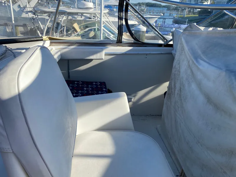 Slide: The Image of Chris-Craft 427 Catalina 1989 - 78