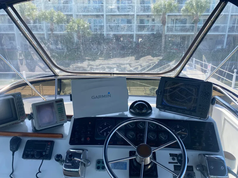 Slide: The Image of Chris-Craft 427 Catalina 1989 - 88