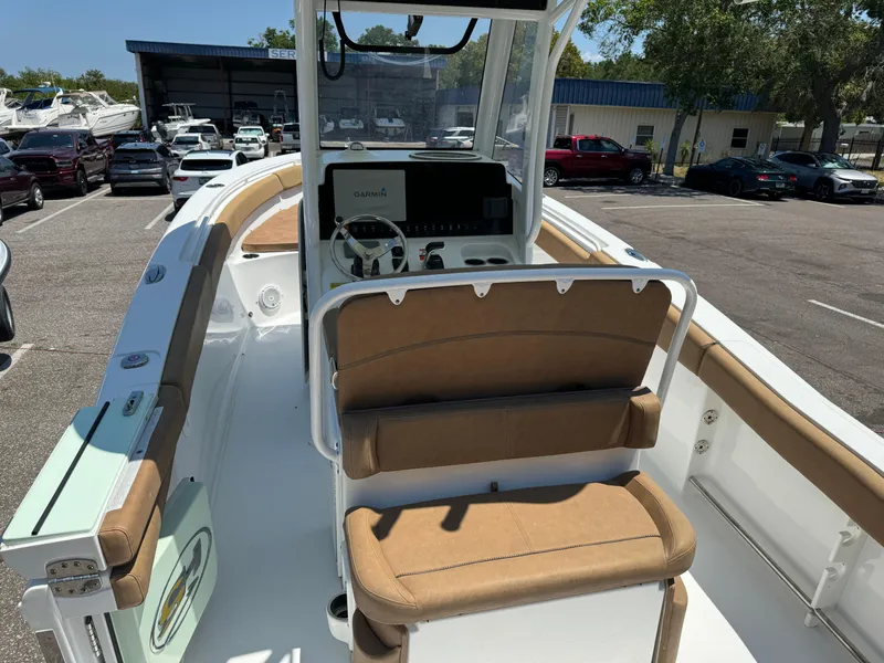 Slide: The Image of Sea Hunt Ultra 255 SE 2019 - 11