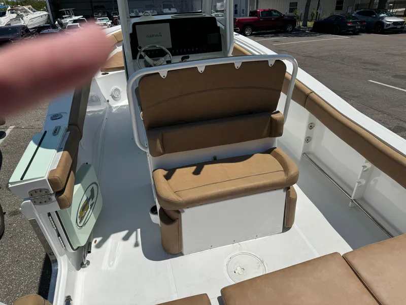 Slide: The Image of Sea Hunt Ultra 255 SE 2019 - 13