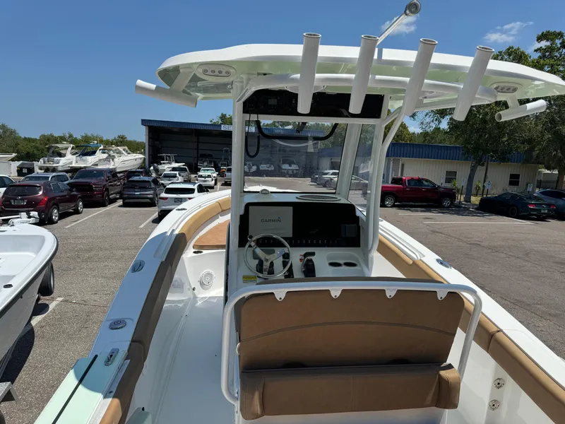 Slide: The Image of Sea Hunt Ultra 255 SE 2019 - 14