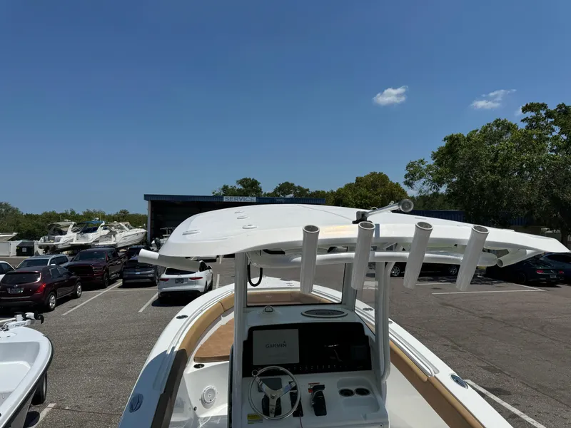 Slide: The Image of Sea Hunt Ultra 255 SE 2019 - 15