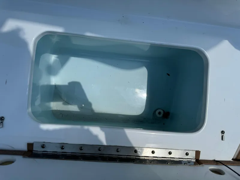 Slide: The Image of Sea Hunt Ultra 255 SE 2019 - 31