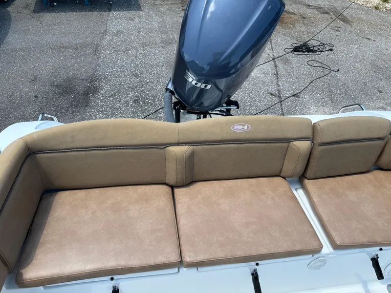 Slide: The Image of Sea Hunt Ultra 255 SE 2019 - 33