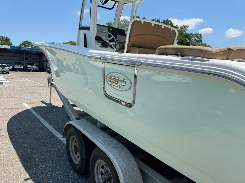 Slide: The Image of Sea Hunt Ultra 255 SE 2019 - 6