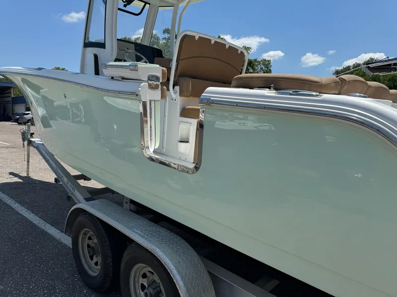 Slide: The Image of Sea Hunt Ultra 255 SE 2019 - 7