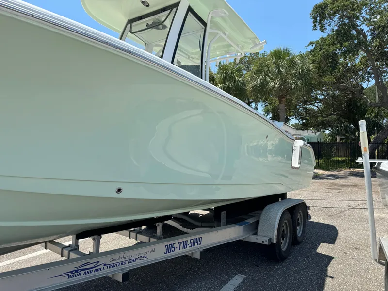 Slide: The Image of Sea Hunt Ultra 255 SE 2019 - 9