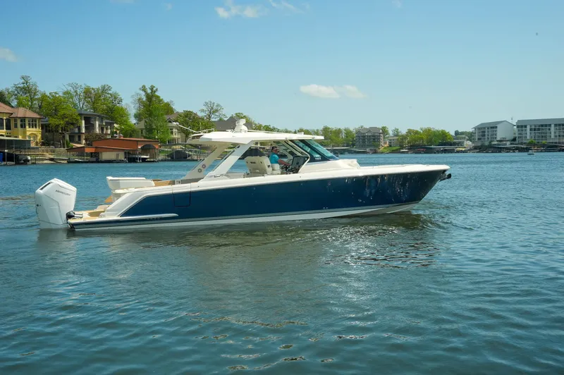 Slide: The Image of Tiara 43 LS 2024 - 104