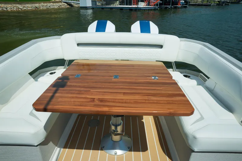 Slide: The Image of Tiara 43 LS 2024 - 51