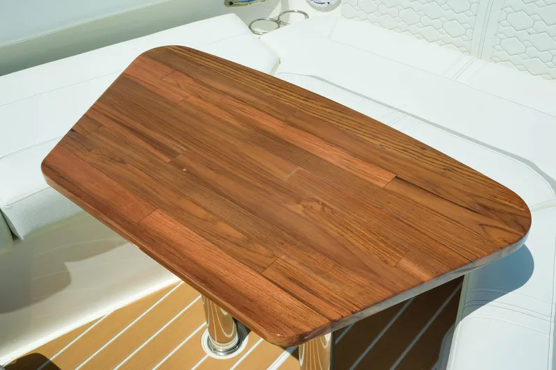 Slide: The Image of Tiara 43 LS 2024 - 68