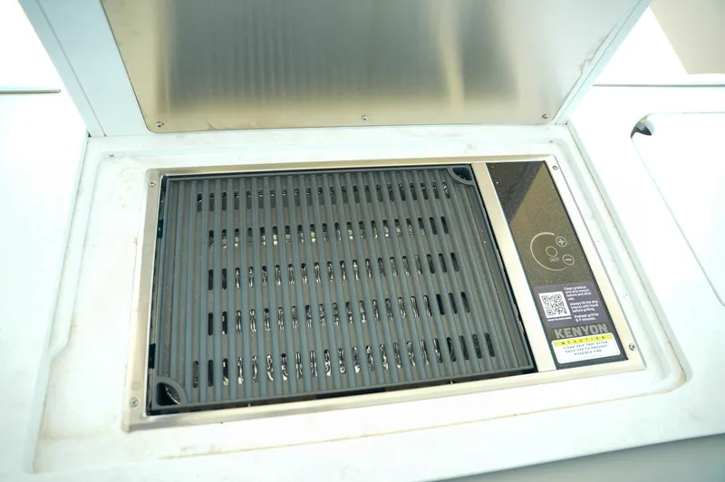 Slide: The Image of Tiara 43 LS 2024 - 74