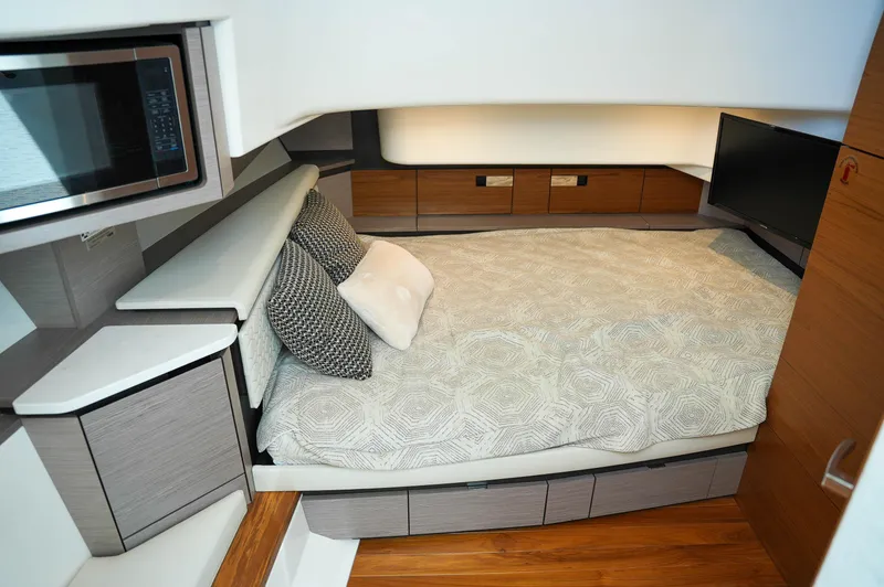 Slide: The Image of Tiara 43 LS 2024 - 78