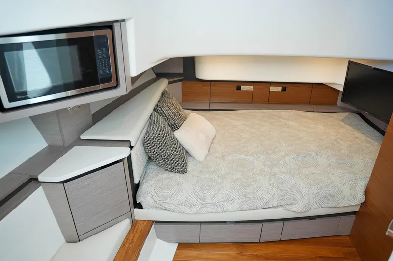 Slide: The Image of Tiara 43 LS 2024 - 79