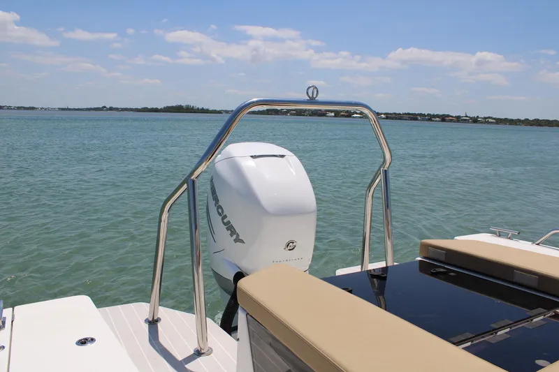 Slide: The Image of 2020 Axopar - Engine - 10