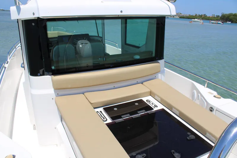 Slide: The Image of 2020 Axopar - Aft lounge - 12