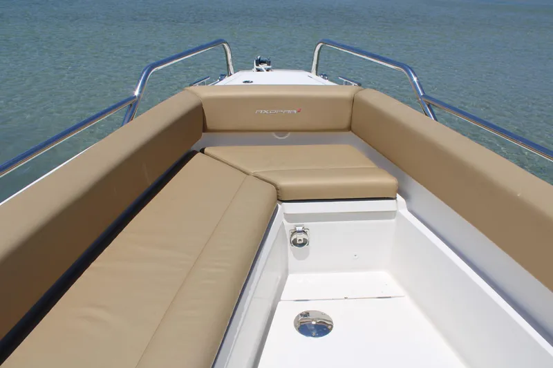 Slide: The Image of 2020 Axopar - Bow - 29