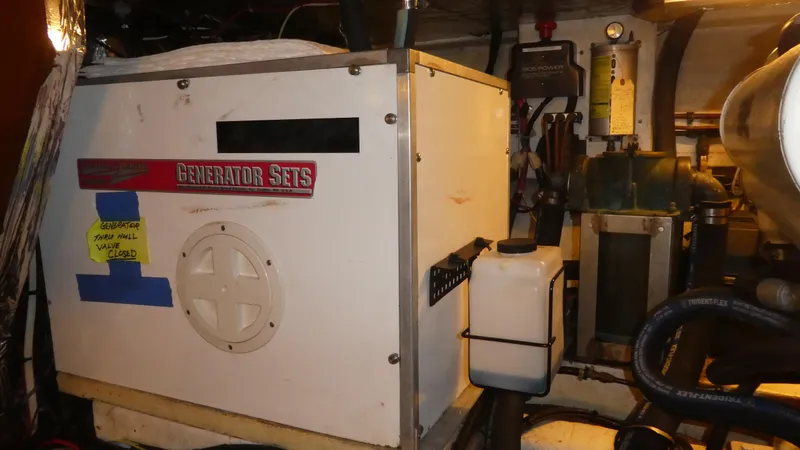 Slide: The Image of Ocean Alexander 440 Sundeck CPMY 1993 - 52