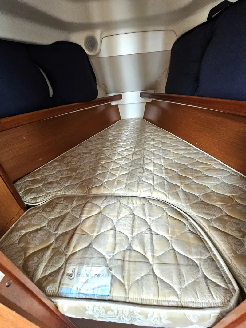 Slide: The Image of Master Stateroom - 22