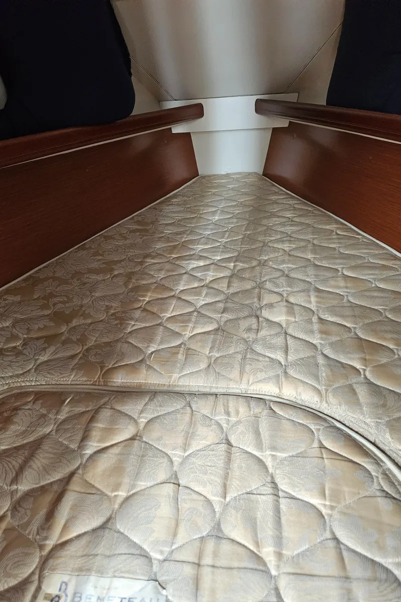 Slide: The Image of Master Stateroom Close Up - 23