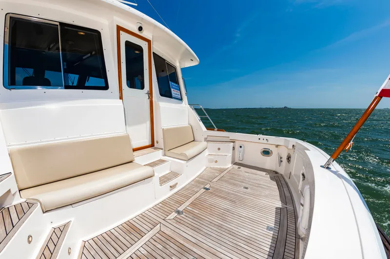 Slide: The Image of Grand Banks 49 Eastbay SX w/Side Door 2005 - 11