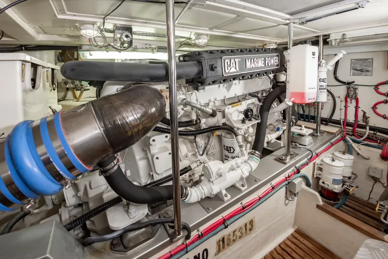 Slide: The Image of Grand Banks 49 Eastbay SX w/Side Door 2005 - 42