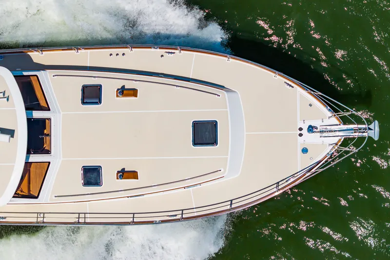 Slide: The Image of Grand Banks 49 Eastbay SX w/Side Door 2005 - 64