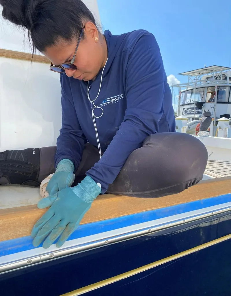 Slide: The Image of Grand Banks 49 Eastbay SX w/Side Door 2005 - 75