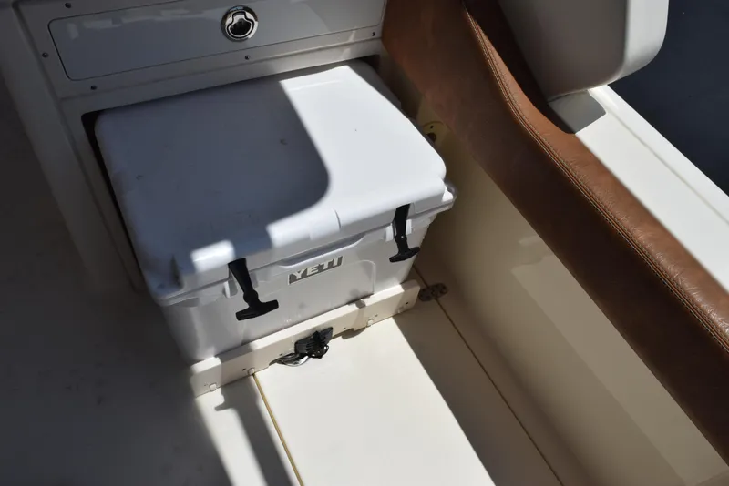 Slide: The Image of Scout 277 Dorado 2023 - 54