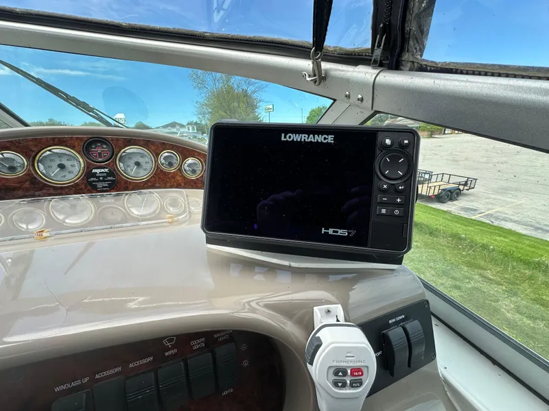Slide: The Image of Dashboard of 2002 Four Winns 268 Vista with Lowrance HDS display and gauges. - 20