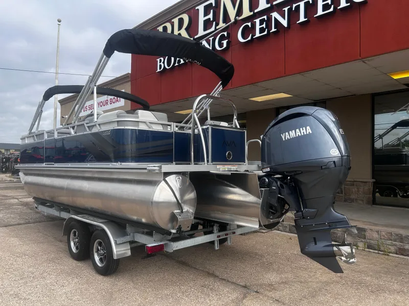 Slide: The Image of Avalon VNT QL21T 2025 - 10